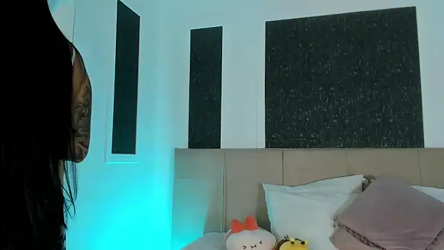 Snapshot of Alaia_Manson chatting on 02-26-26, 07:35 Alaia Manson online show from 02-26-26, 07:35