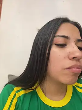 Snapshot of SaritaHot_69 chatting on 12-24-24, 03:16 SaritaHot 69 online show from 12-24-24, 03:16