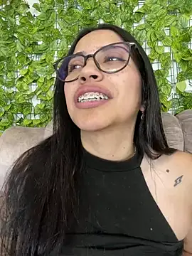 Snapshot of SaritaHot_69 chatting on 01-07-25, 07:06 SaritaHot 69 online show from 01-07-25, 07:06