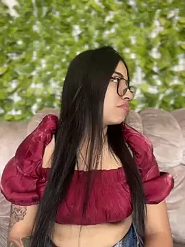 Snapshot of SaritaHot_69 chatting on 01-08-25, 03:50 SaritaHot 69 online show from 01-08-25, 03:50