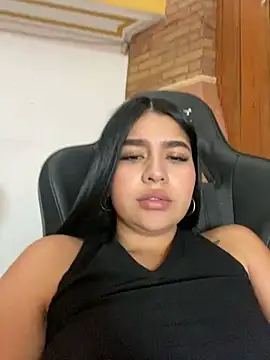 Snapshot of SaritaHot_69 chatting on 02-07-25, 06:45 SaritaHot 69 online show from 02-07-25, 06:45