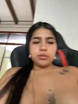 Snapshot of SaritaHot_69 chatting on 02-10-25, 07:17 SaritaHot 69 online show from 02-10-25, 07:17