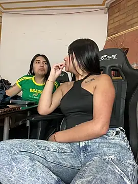 Snapshot of SaritaHot_69 chatting on 03-14-25, 03:58 SaritaHot 69 online show from 03-14-25, 03:58