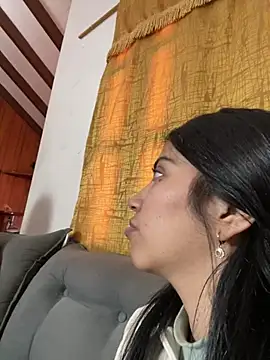 Snapshot of SaritaHot_69 chatting on 03-18-25, 03:31 SaritaHot 69 online show from 03-18-25, 03:31