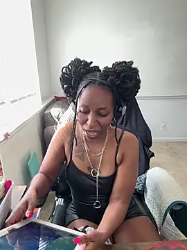 LeyaHoneybuns online show from 04-07-26, 04:18