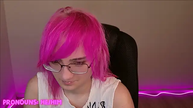 CuteYukiKun online show from 01-05-25, 08:42