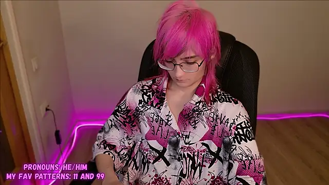 CuteYukiKun online show from 02-01-25, 03:18