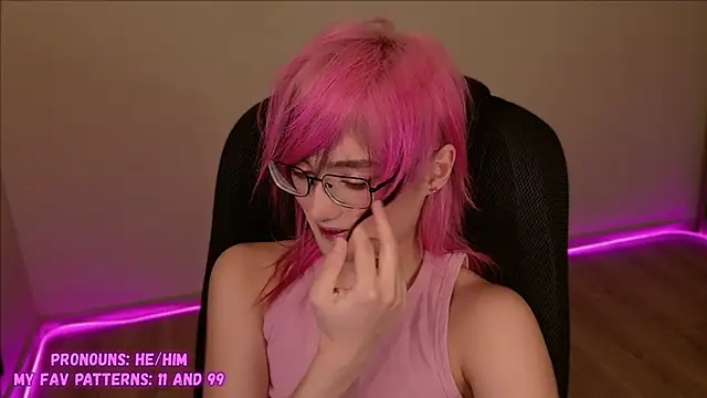 CuteYukiKun online show from 03-16-25, 07:49