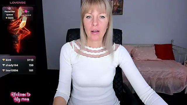 Snapshot of Anita_Tayson chatting on 02-08-25, 10:07 Anita Tayson online show from 02-08-25, 10:07