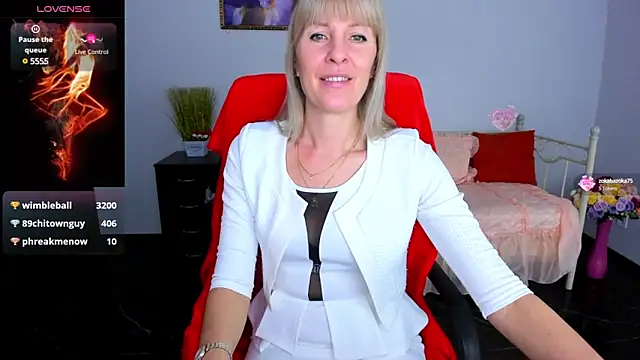 Snapshot of Anita_Tayson chatting on 03-05-25, 10:22 Anita Tayson online show from 03-05-25, 10:22