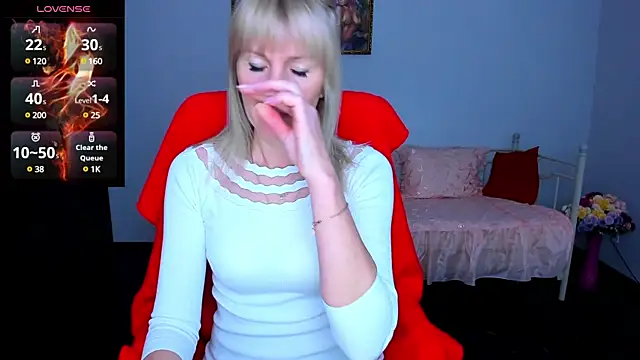 Snapshot of Anita_Tayson chatting on 03-19-25, 06:57 Anita Tayson online show from 03-19-25, 06:57