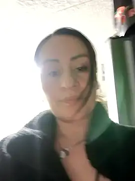 Snapshot of LuisaFernanda170823 chatting on 12-17-25, 12:16 LuisaFernanda170823 online show from 12-17-25, 12:16