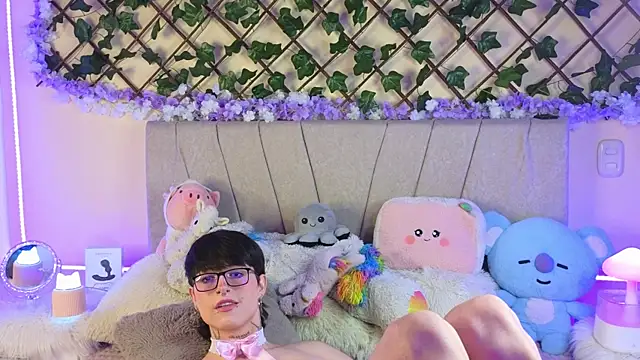 Baby Xian online show from 12-14-24, 07:29