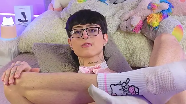 Baby Xian online show from 12-21-24, 03:58