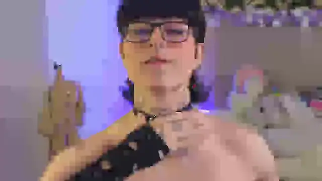 Baby Xian online show from 01-28-25, 02:11