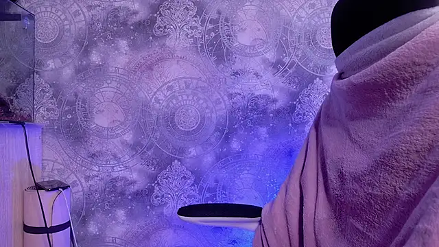 Sheila Hill  online show from 11-17-25, 06:57