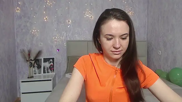 Snapshot of KaraCriegs chatting on 01-26-25, 06:37 KaraCriegs online show from 01-26-25, 06:37