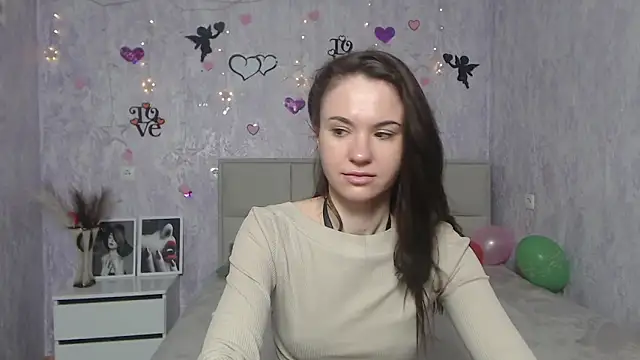 Snapshot of KaraCriegs chatting on 02-04-25, 06:49 KaraCriegs online show from 02-04-25, 06:49