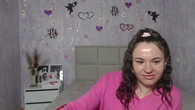 Snapshot of KaraCriegs chatting on 03-02-25, 09:54 KaraCriegs online show from 03-02-25, 09:54
