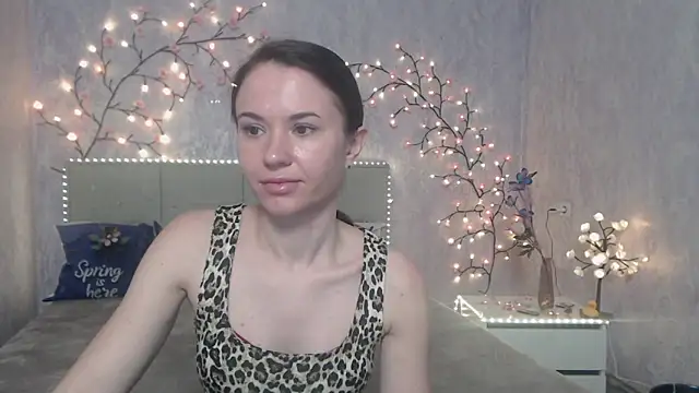Snapshot of KaraCriegs chatting on 04-23-26, 05:48 KaraCriegs online show from 04-23-26, 05:48