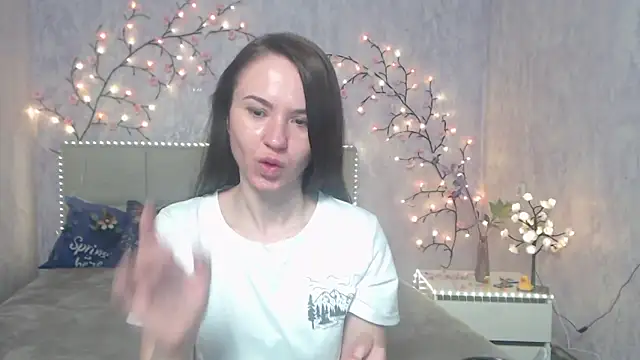 Snapshot of KaraCriegs chatting on 05-01-26, 06:12 KaraCriegs online show from 05-01-26, 06:12
