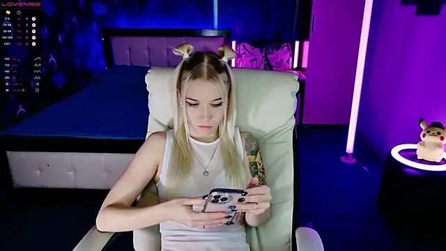 ShhhO O online show from 11-29-25, 12:08