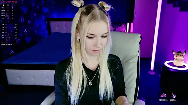 ShhhO O online show from 12-01-25, 04:56