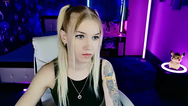 ShhhO O online show from 04-21-26, 06:31