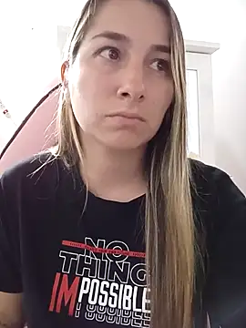 Iris love18 online show from 11-19-25, 09:37