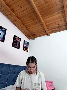 Iris love18 online show from 05-24-26, 02:33
