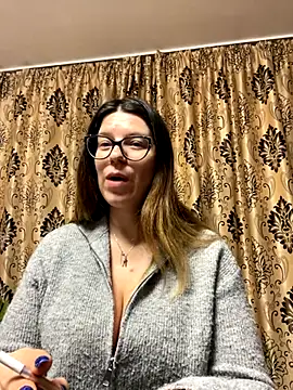 NadiraNoor online show from 11-23-25, 10:20