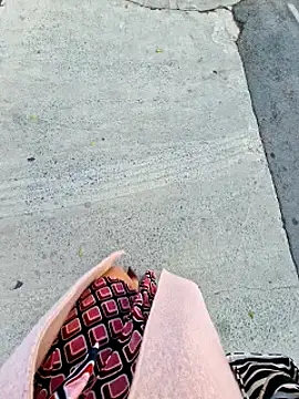 Ina HotX online show from 12-05-24, 01:28