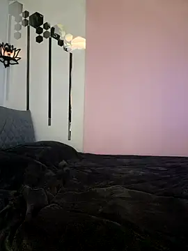 Ina HotX online show from 02-02-25, 01:52