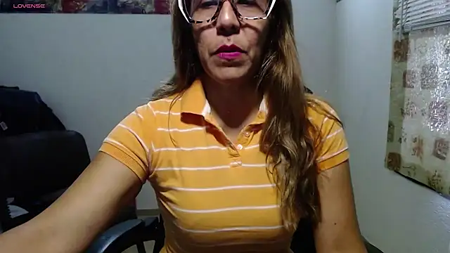 Snapshot of horny_paty chatting on 12-05-25, 12:14 horny paty online show from 12-05-25, 12:14