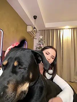 AvaGianna online show from 12-21-24, 10:08