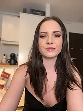 AvaGianna online show from 01-12-25, 05:22