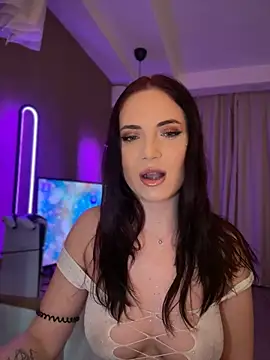 AvaGianna online show from 02-02-25, 07:04