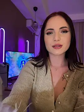 AvaGianna online show from 02-05-25, 08:46