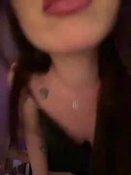 AvaGianna online show from 02-11-25, 04:35