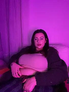 Snapshot of milkyhonybaby chatting on 03-16-25, 06:34 milkyhonybaby online show from 03-16-25, 06:34