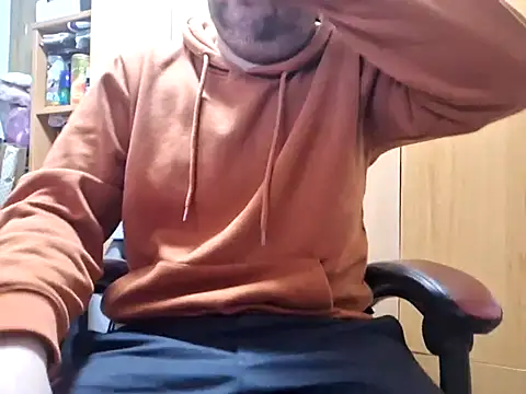 Javier bear online show from 02-19-25, 03:16