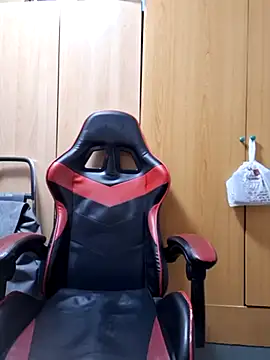 Javier bear online show from 03-10-25, 02:37