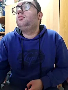 Javier bear online show from 03-02-26, 10:55