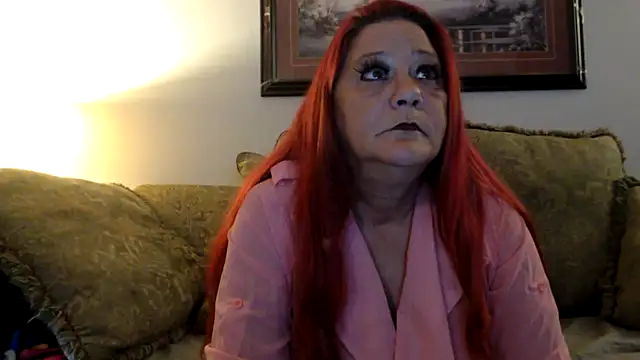 Snapshot of LexxiLeeds chatting on 10-12-25, 10:25 LexxiLeeds online show from 10-12-25, 10:25