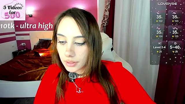 Snapshot of MoranaKit chatting on 12-03-25, 05:44 MoranaKit online show from 12-03-25, 05:44