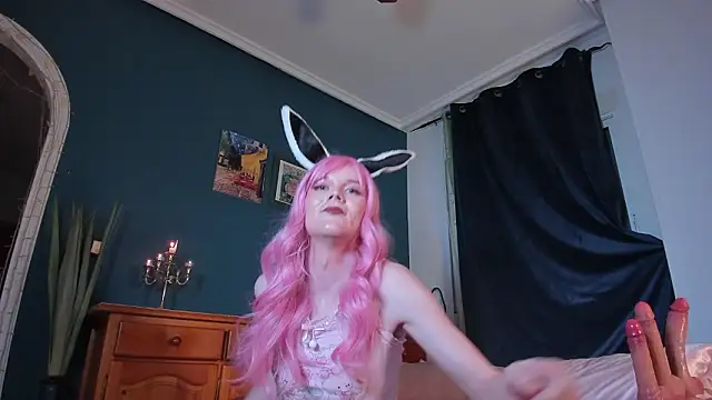 LillyAmore online show from 03-12-26, 07:42