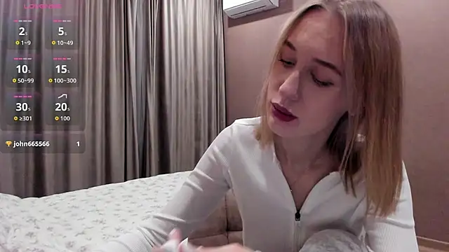 Snapshot of Mika_Ray chatting on 11-12-25, 10:52 Mika Ray online show from 11-12-25, 10:52