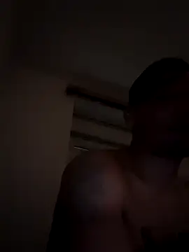 Zoltanioan26 online show from 11-01-25, 03:14