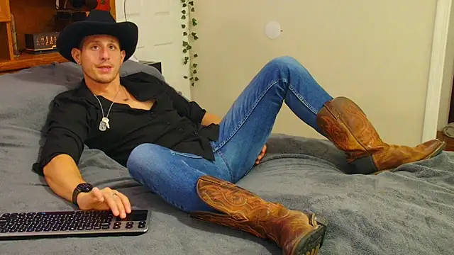 zack Fisher online show from 12-22-25, 01:35