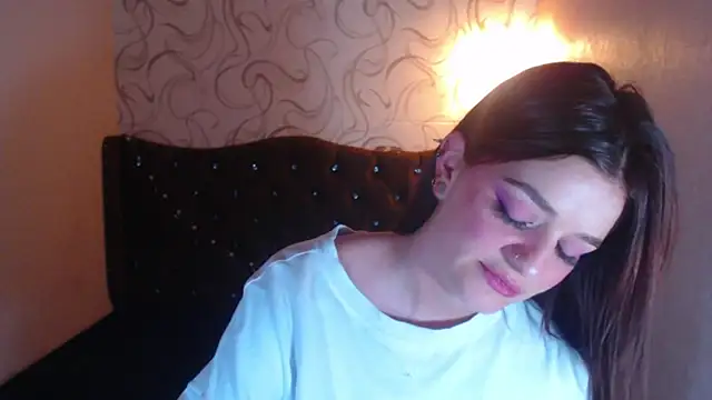 LiaHarryis online show from 02-26-25, 06:32